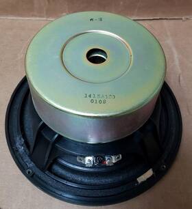 1415a100 Definitive Technology Center Channel Speaker Woofer 0108 Q569 J