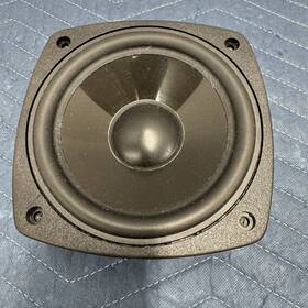 51920 Mirage 4dr/51920 P04 D01 5 1/2 Inch Original Woofer - Excellent Condition
