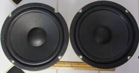 310011 P/n Unknown Matched Pair Of 8 Inch Woofers Ohm - 6.5r 1.2mh Good Cloth Surrounds