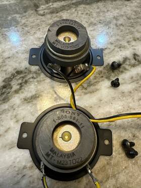 1-505-681-11 Sony 2 Inch Tweeters Pair Pulls From Sava 27 Tower Speakers Free Ship
