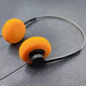 Yuanholumid 792483573620 Orange Retro Over-ear Headphone Lightweight Earphones Vintage Feelings