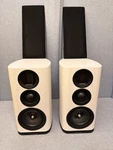 Wharfedale Evo 4.2 Pair White 3 Way Bookshelf Speakers. Fixed Price $949.00.