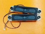 Tv Toshiba 32AV502U Speaker Set. Fixed Price $40.00.