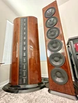 Infinity Irs V Reference Speakers Rosewood. Fixed Price $70000.00.