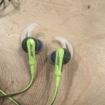 Bose Soundsport Wired In-ear Headphones Controls W/ Mic Energy Green. Fixed Price $38.99.