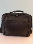 Samsonite Black Laptop Notebook Case 15". Fixed Price $20.00.