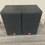 Jbl ARC10 Bookshelf Speakers 8OHMS Black. Fixed Price $55.00.
