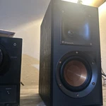 Klipsch R-41PM 2-WAY Powered Bluetooth Bookshelf Speakers W/ Built-in Amp Pair. Fixed Price $259.00.