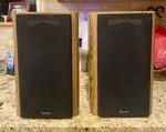 Infinity 2001 2-WAY Bookshelf Speakers As Is. Fixed Price $45.00.