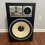 Sansui Sp-z 7 4-WAY 4-SPEAKER System Single. Fixed Price $355.00.