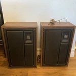 Vintage Zenith Allegro 1000 Speaker Set 6 1/2" Woofer Horn Tweeter. Fixed Price $68.00.